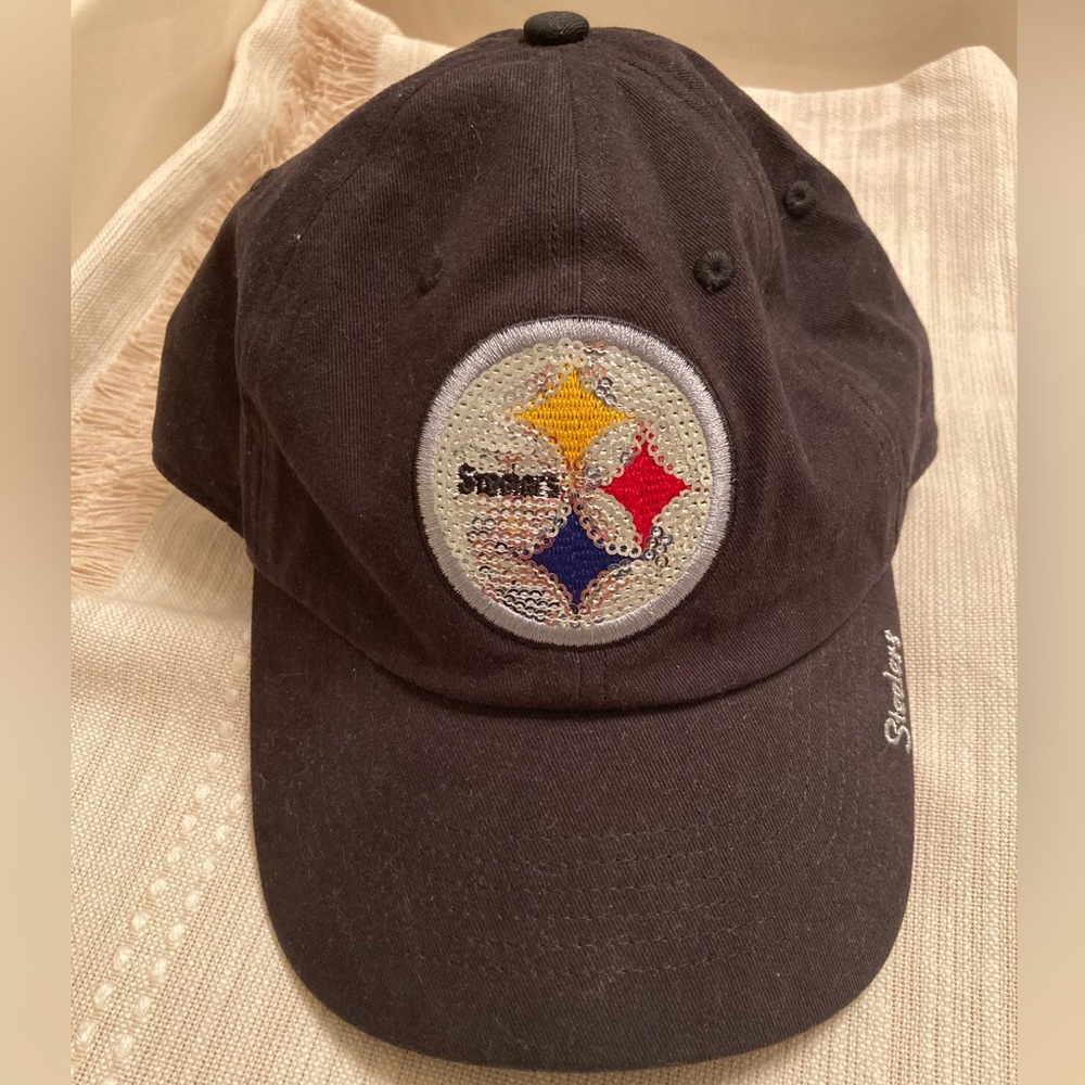 🏈 Pittsburgh Steelers Sequin Logo ball Cap, black, adjustable. Go Steelers!